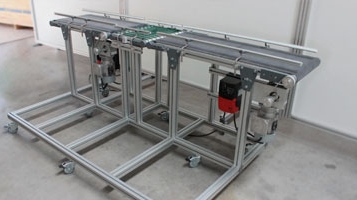 Belt conveyor and thermo-welded cords [FLUIDOTRONICA]