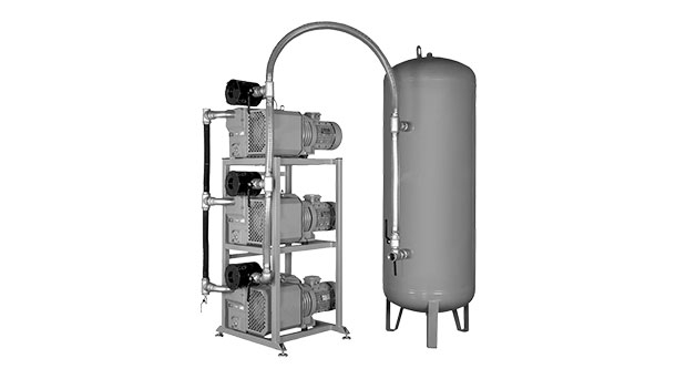 Vacuum units with three pumps