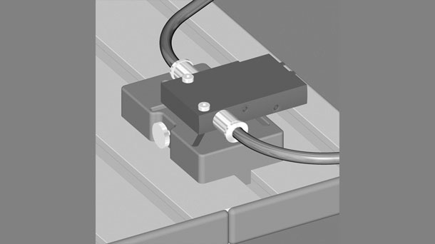 Universal clamping socket